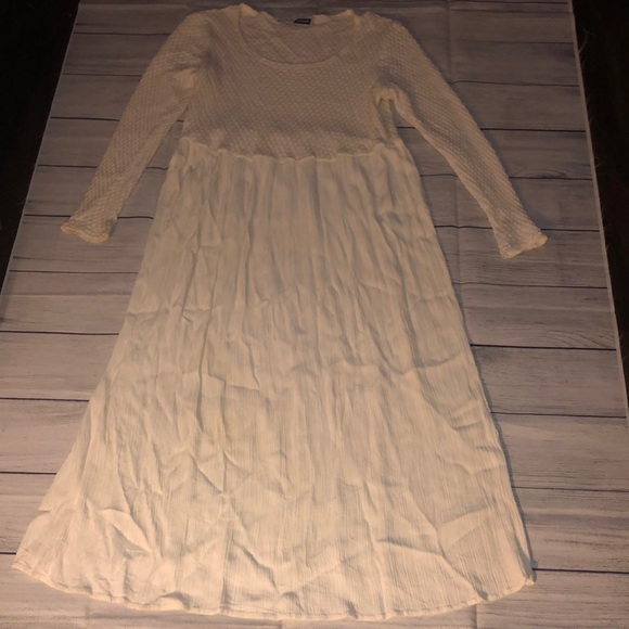 Stacey Tyler Long Sleeve Dress - Picture 1 of 17